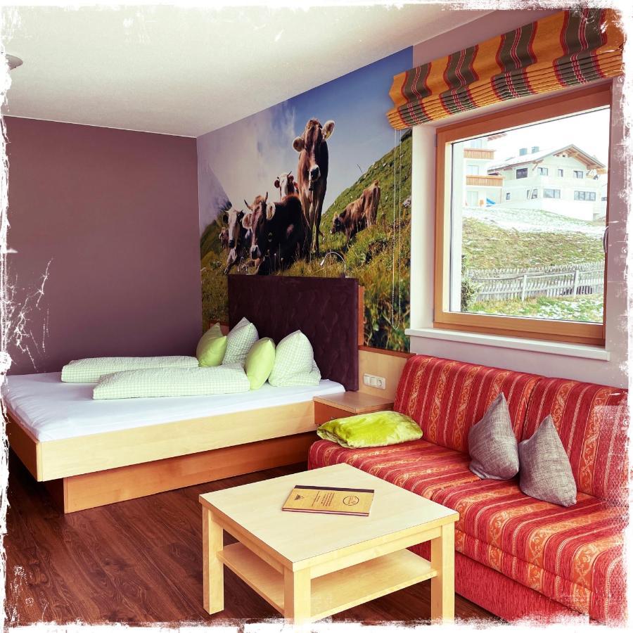 Hotel Garni Alpendiamant Fiss Bagian luar foto